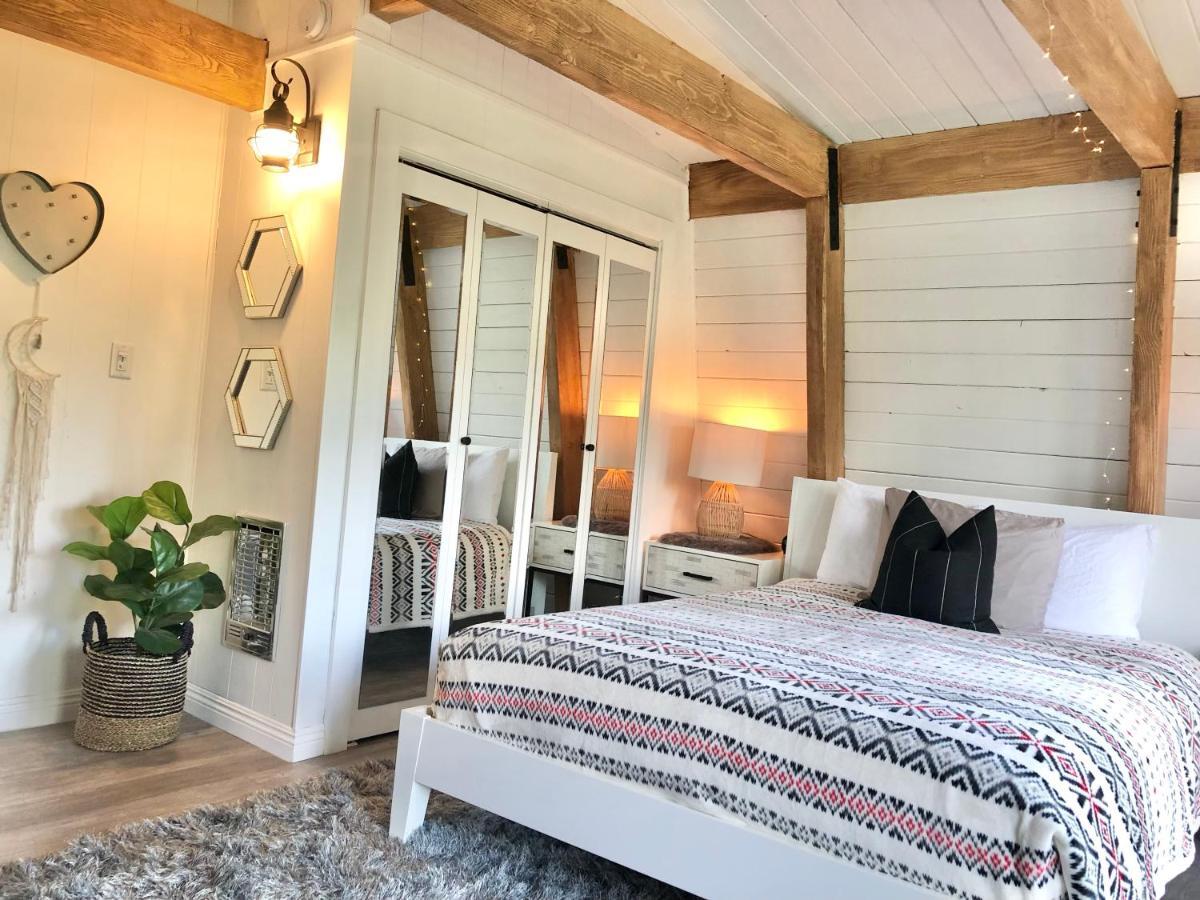 Maison Solange-Red Barn Farmhouse Style- Moonridge บิ๊กแบร์ซิตี้ ภายนอก รูปภาพ
