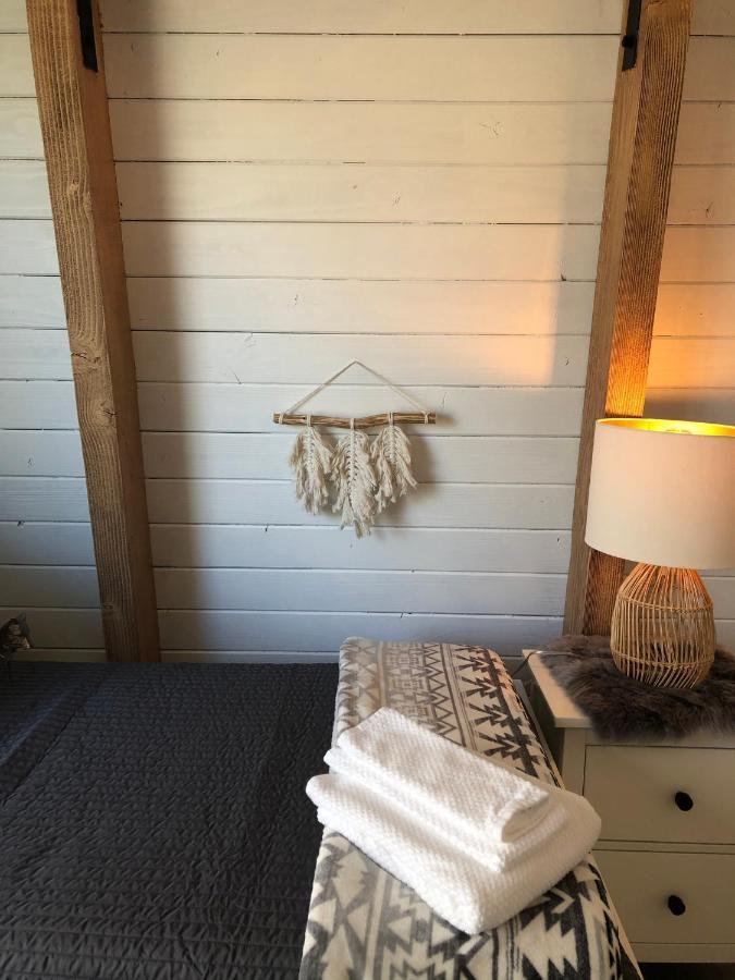 Maison Solange-Red Barn Farmhouse Style- Moonridge บิ๊กแบร์ซิตี้ ภายนอก รูปภาพ
