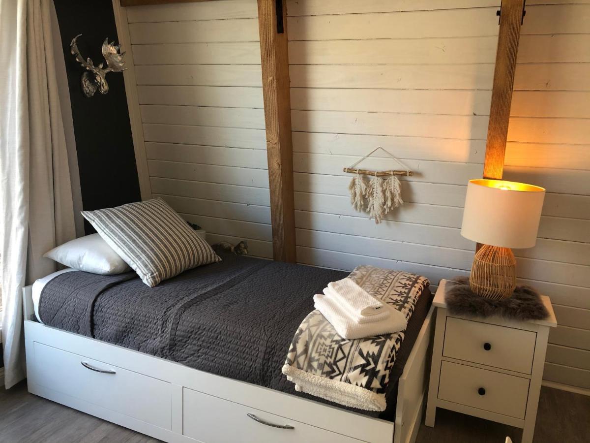 Maison Solange-Red Barn Farmhouse Style- Moonridge บิ๊กแบร์ซิตี้ ภายนอก รูปภาพ